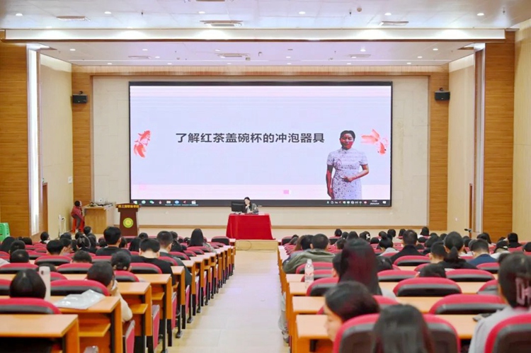 “微”而不凡，精雕細(xì)“課” | 我校開(kāi)展教師微課制作專(zhuān)題培訓(xùn)